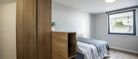 Single Room, Non Smoking, Private Bathroom | WiFi (free)