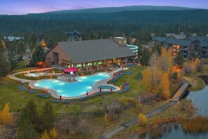 Pool - Cozy Mountain Retreat | 1-Bedroom in Suncadia (Cle Elum)