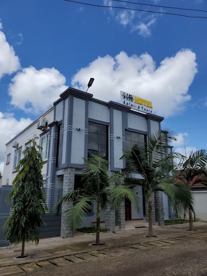 Exterior - HR Hotel Safari & Tours (Usa)