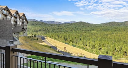 Spectacular River View | 2 Private Balconies