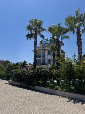 Ngoại thất