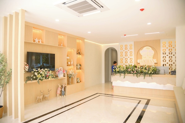 Lobby - Chochana Hometel Phuket Old Town (Phuket)