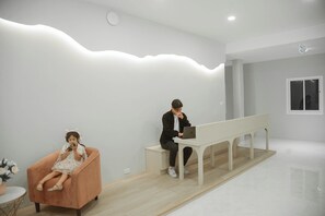 Lobby - Chochana Hometel Phuket Old Town (Chang Wat Phuket)