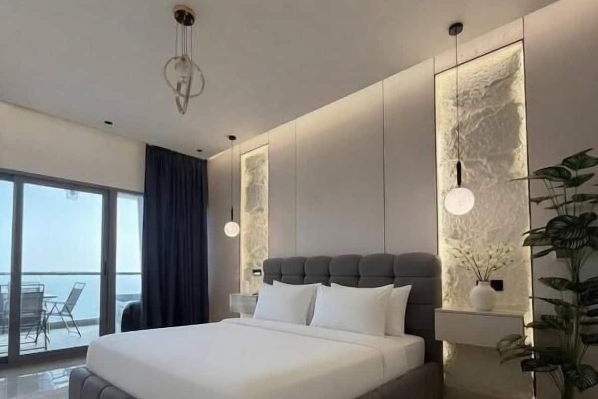 Premium Suite, Balcony, Sea View | Iron/ironing board, free WiFi