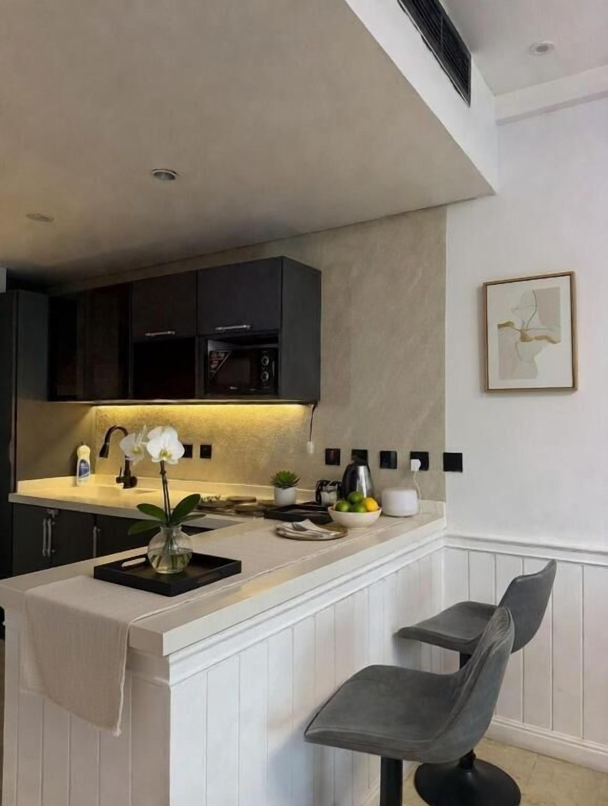 Superior Suite, Balcony, Sea View | Private kitchen