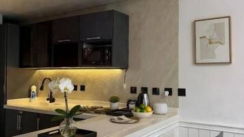 Superior Suite, Balcony, Sea View | Private kitchen