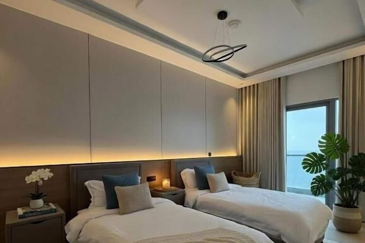 Family Suite, Balcony, Sea View | Iron/ironing board, free WiFi