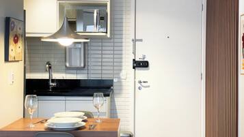 Studio | Dining