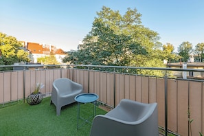 Apartamento familiar, balcón | Balcón