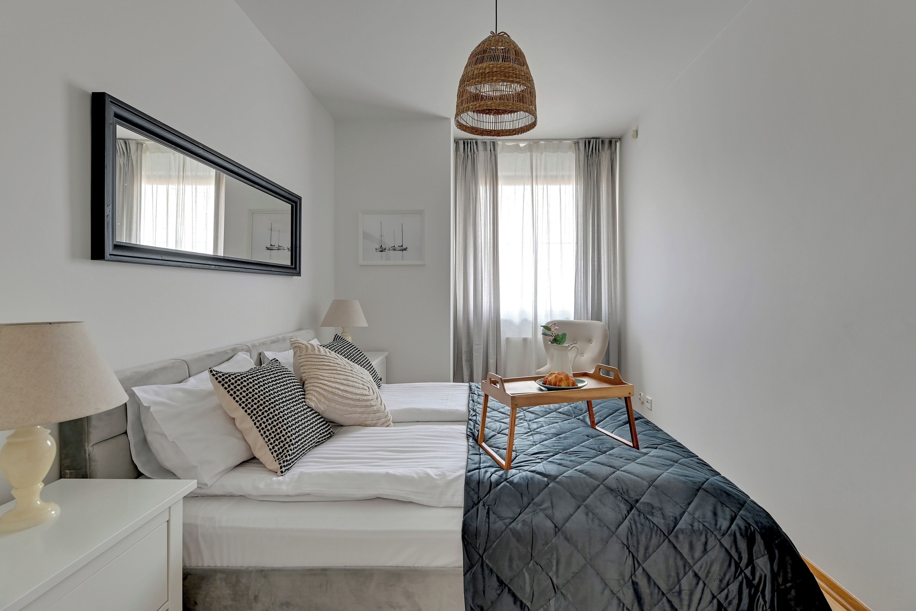 Apartamento familiar, balcón | Ropa de cama de alta calidad, tabla de planchar con plancha, wifi gratis