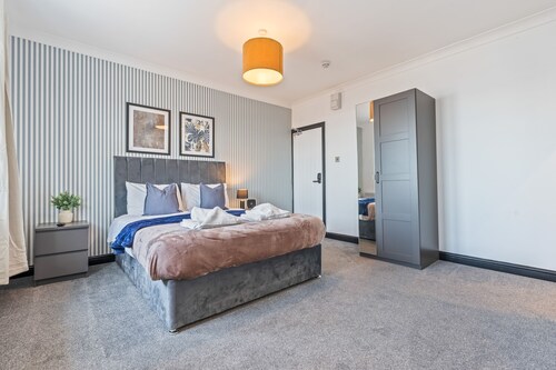 Eden View Hotel