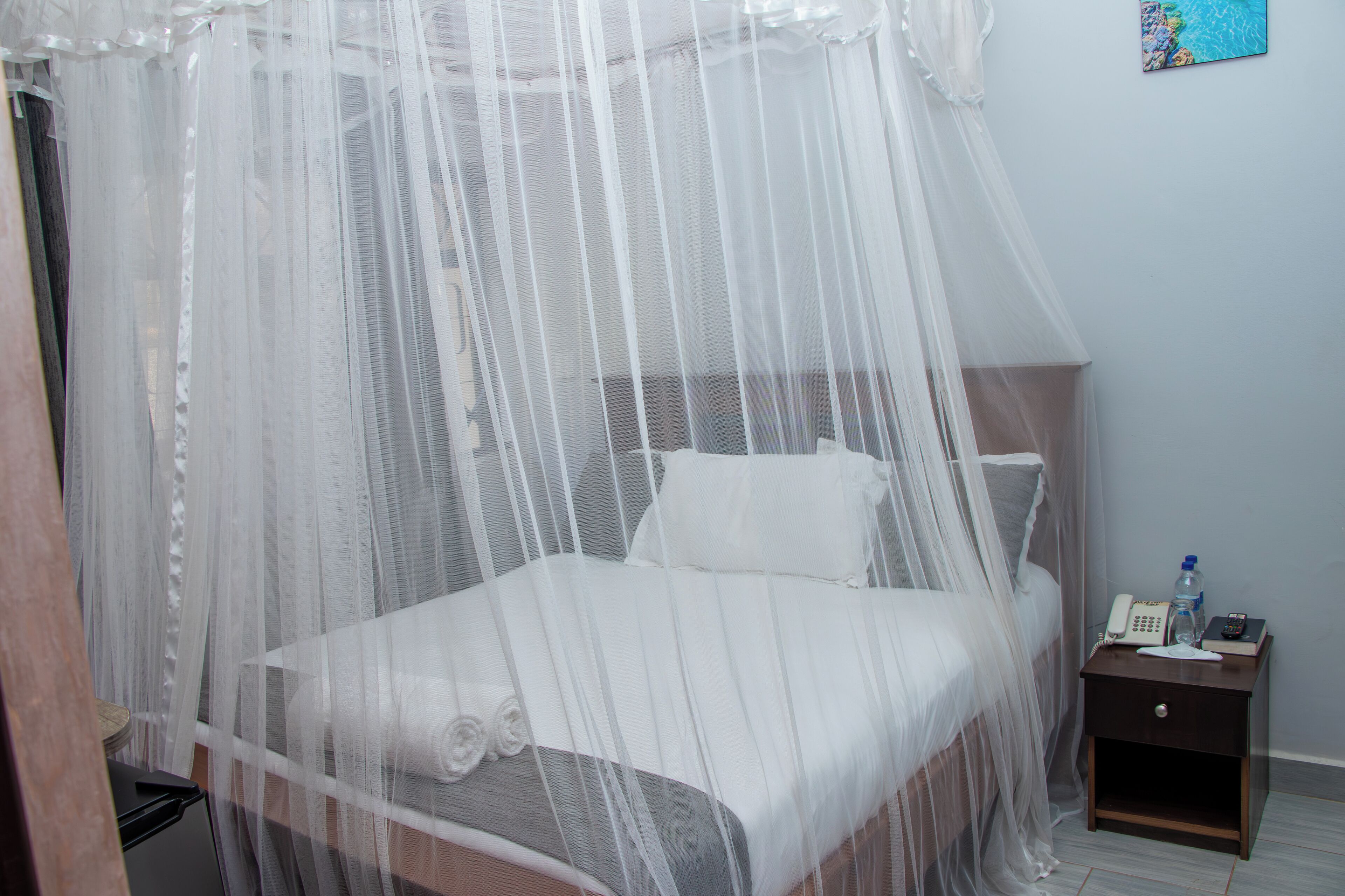 In-room safe, desk, laptop workspace, blackout curtains