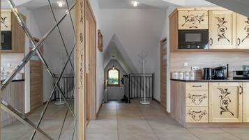 Apartment, Balkon, Bergblick | Eigene Kochnische