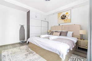 2 dormitorios, tabla de planchar con plancha, wifi y ropa de cama