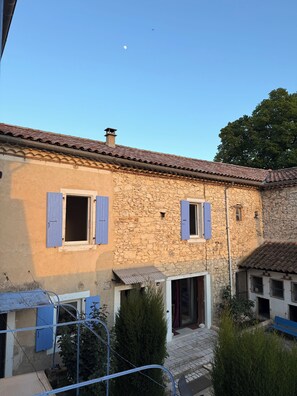 Exterior - Vrbo Property (Puygiron)