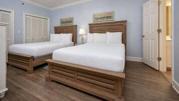 Condo, 2 Bedrooms