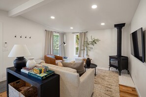 Casa, 2 habitaciones | Área de sala de estar