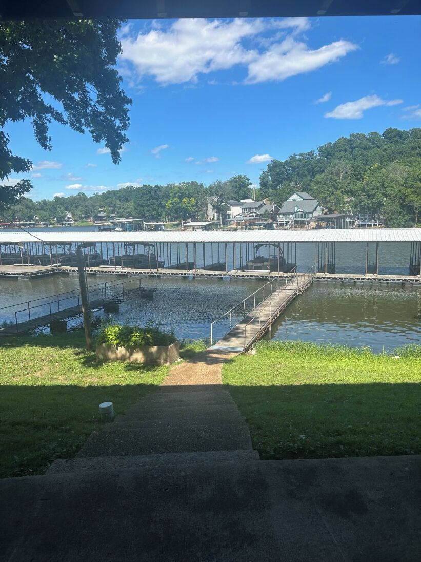 住宿地面