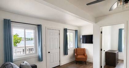 Two-Story Cottage with 3 Bedrooms
