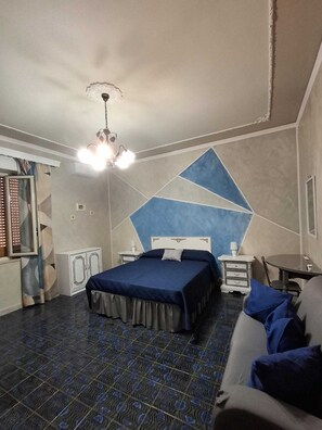 Room - Vrbo Property (Lascari)