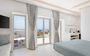 Executive Suite | View from room - Parolea Luxury Living Hotel (Paros)