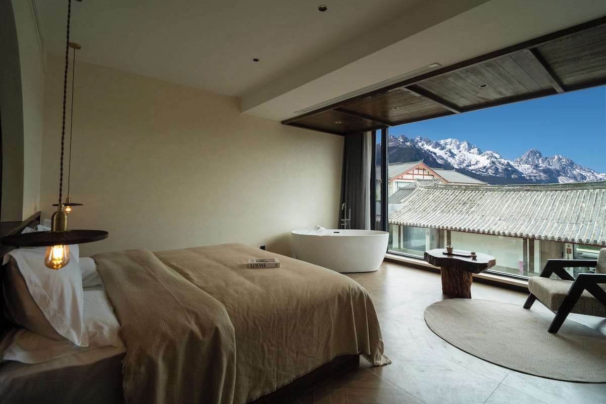 Comfort Double Room | Blackout curtains, soundproofing, free WiFi