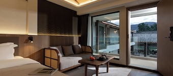 Yulong Mujianshan Homestay