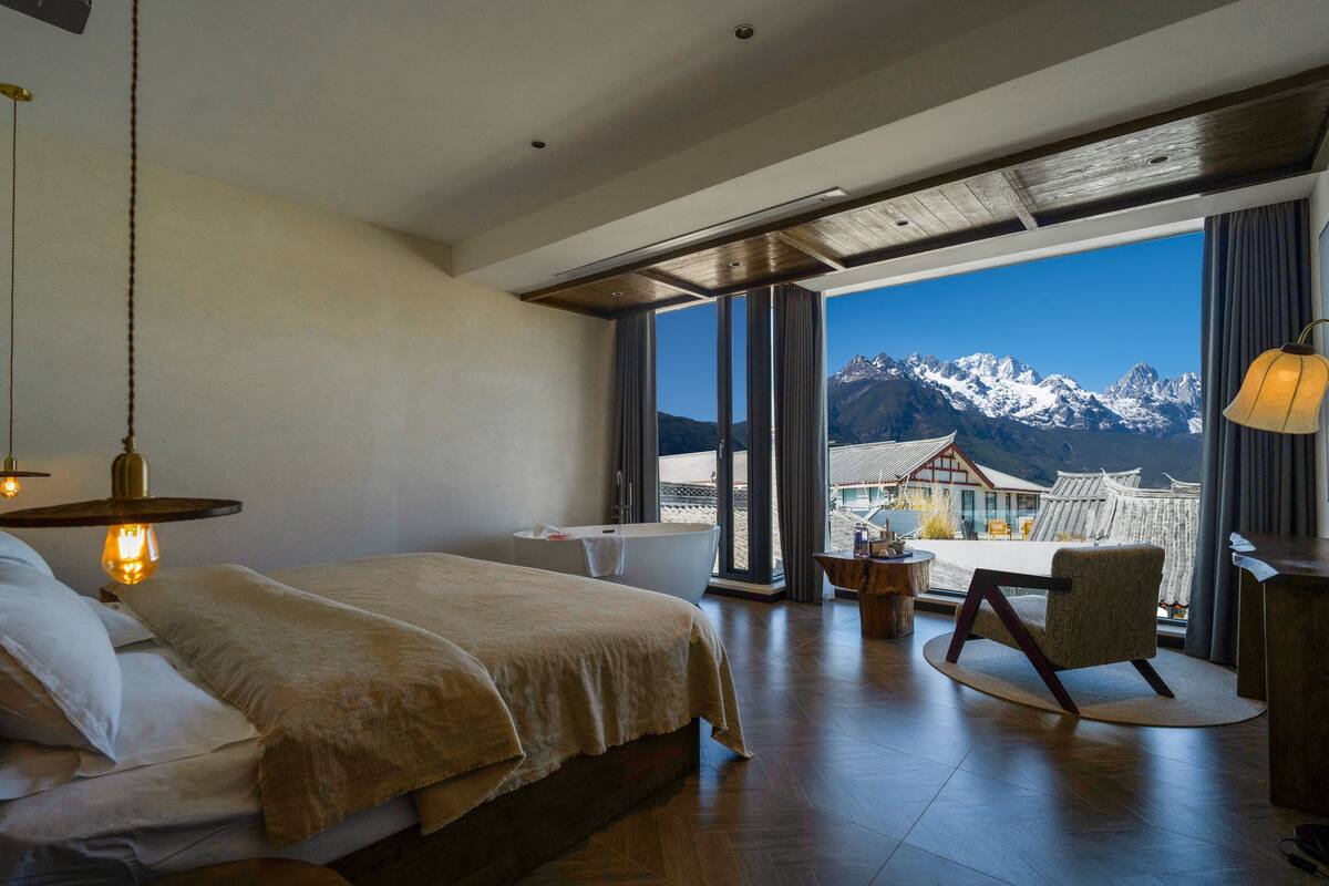 Classic Double Room, Patio, Mountain View | Blackout curtains, soundproofing, free WiFi