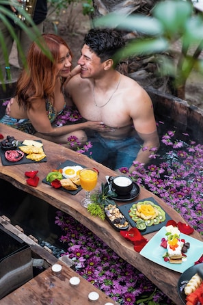 Outdoor dining - Barros Wellness & Spa Resort (Los Andes)