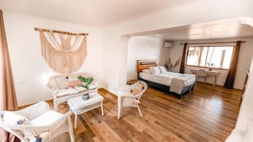 Superior Suite, Garden View | WiFi (free)