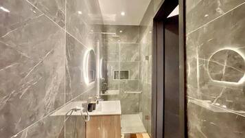Economy Apartment, Balcony, City View | Bathroom