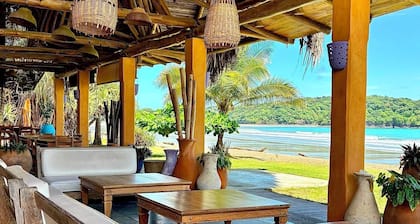 A gorgeous 2-bedroom, 2-bath apartment in the center of Playa Venao