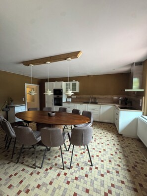 Dining - Vrbo Property (Visselhövede)