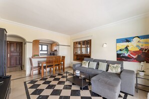 Living area - Villa Zafiro 8 by Escape Home (Playa Blanca)
