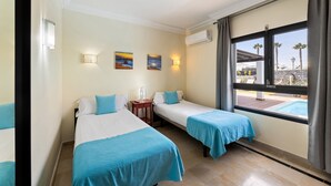 3 quartos, Wi-Fi de cortesia, roupa de cama