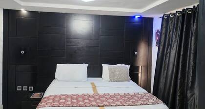 GRANDFIELD INN & APARTMENT