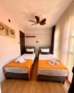 Triple Room, 3 Single Beds - Güneş Life Otel (Osmangazi)