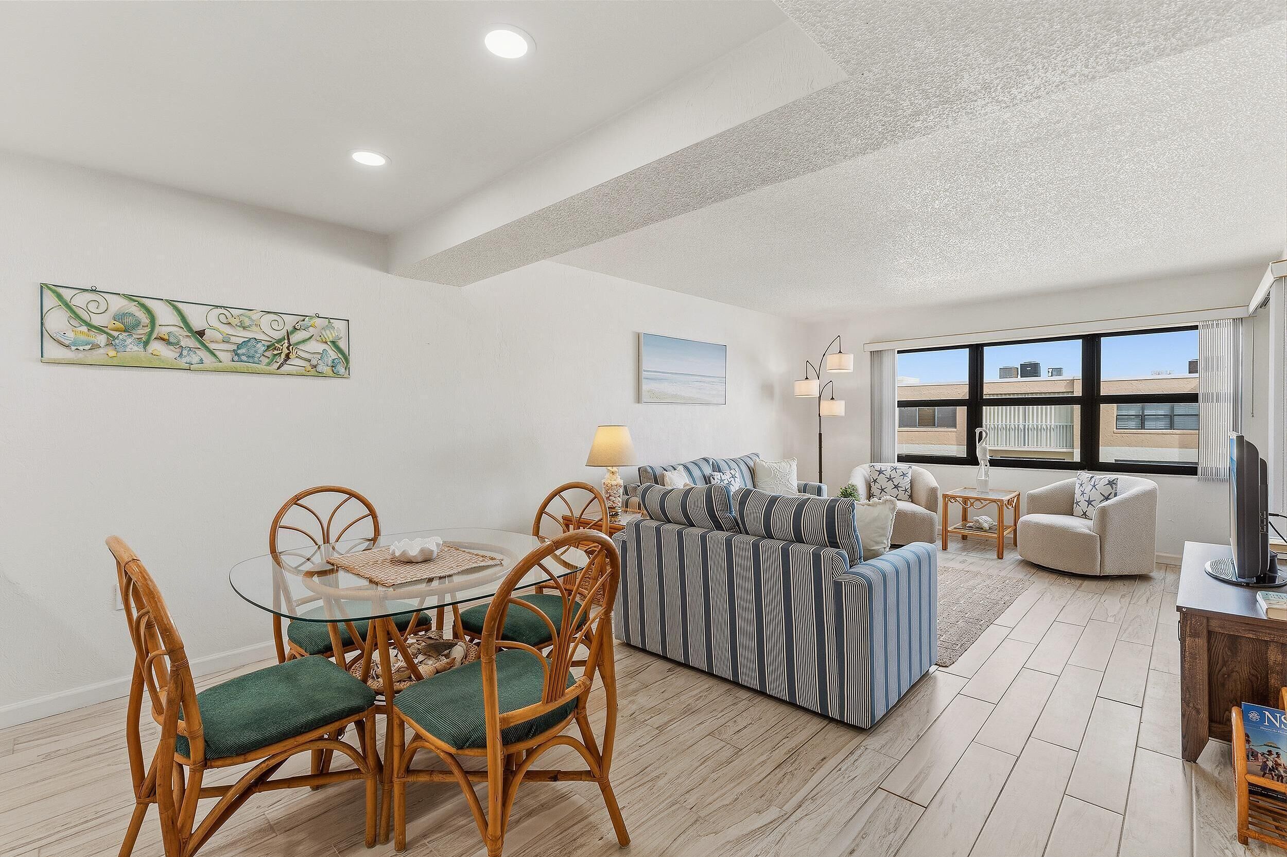 Apartment, 1 King-Bett und Schlafsofa (Castle Reef 527) | Wohnbereich