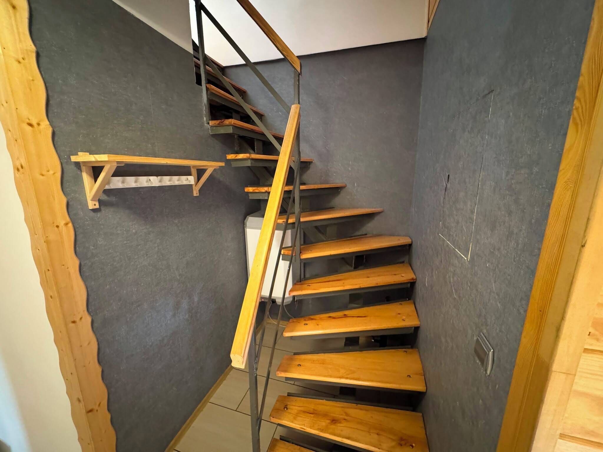 Comfort Cabin, 3 Bedrooms | Living area