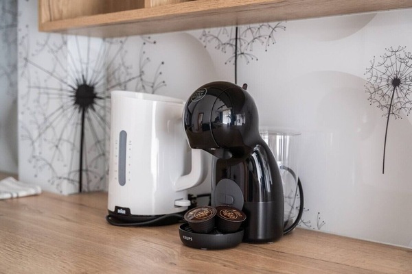 Kaffee und/oder Kaffeemaschine