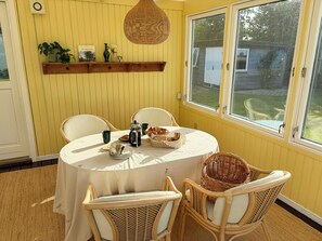 Dining - Half-timbered cottage near Knuthenborg Park (Maribo)