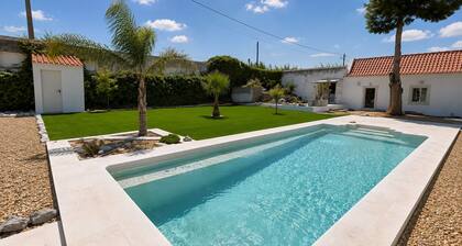Villa with Pool · 1 km from the Beach - 30 min from the Airport