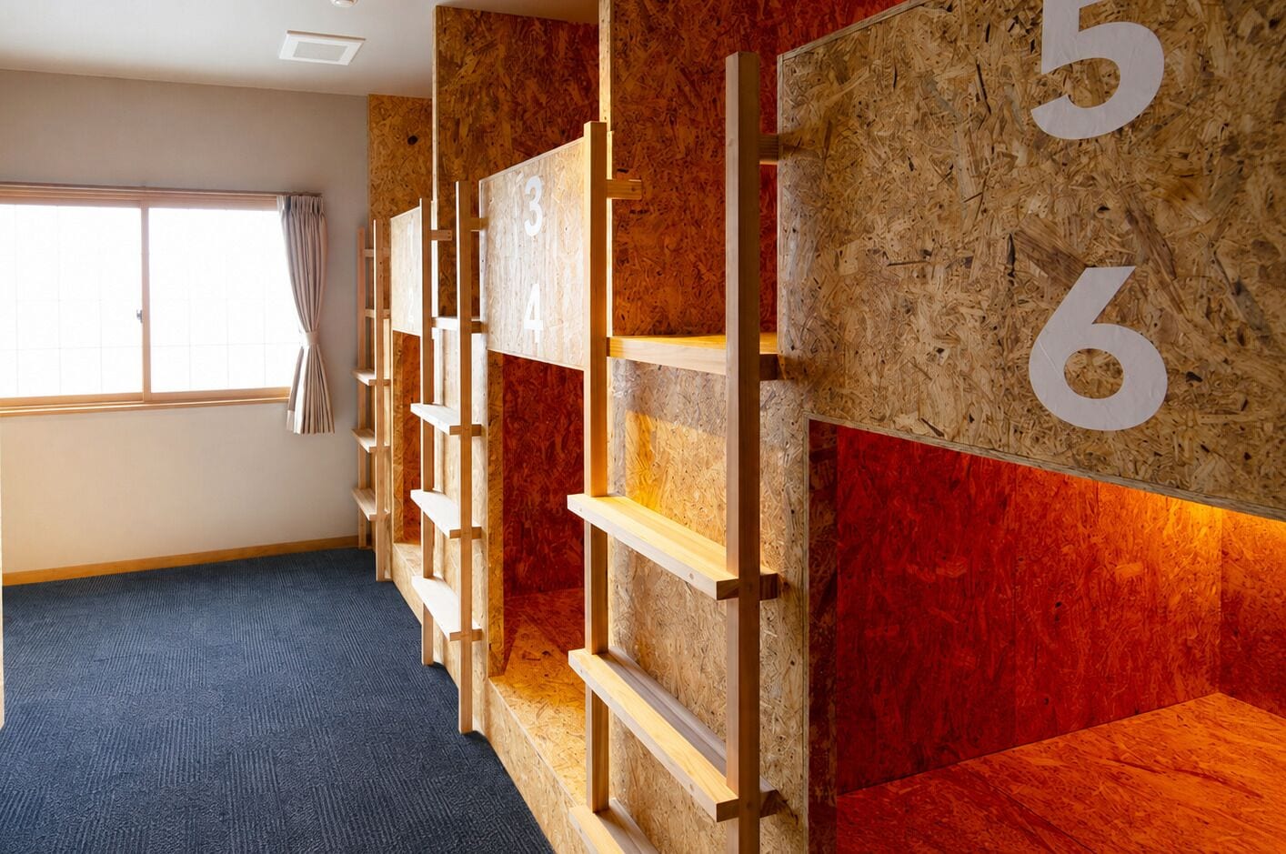 Family Room, Multiple Beds, City View