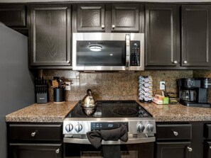 Coffee/tea maker, fridge, microwave, oven - New! Fore Love of Sun- Golf, Pool, Spa, Firepit (Tempe)