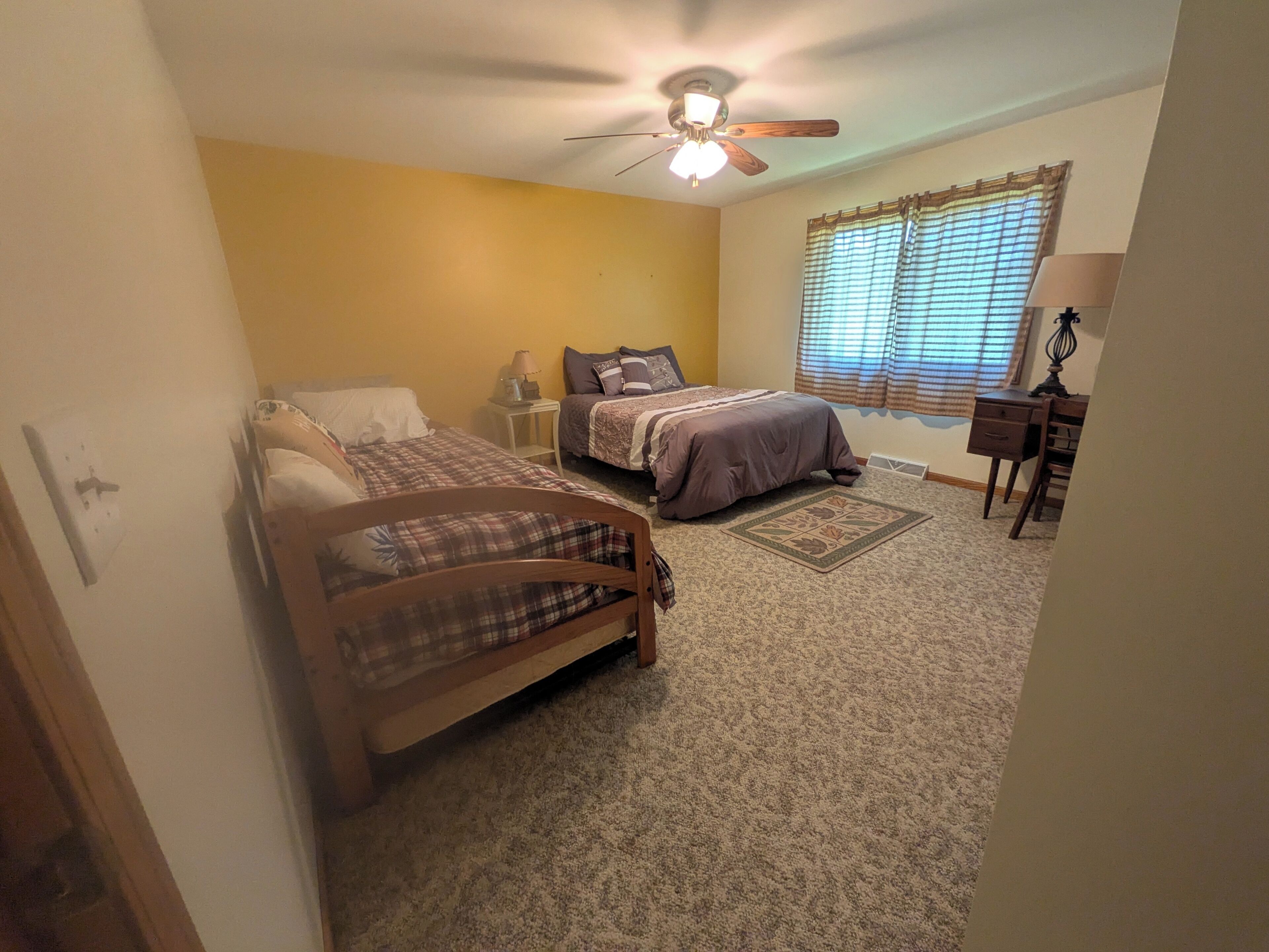 3 habitaciones, wifi gratis y ropa de cama 
