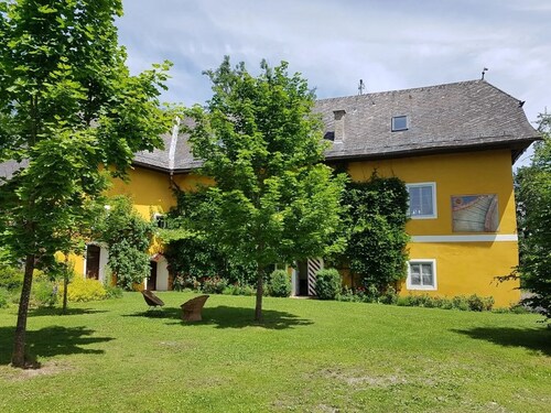 16th Century Elegant & Eccentric Country House ~ Mountain Views