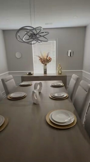 Dining - Familial 5-bedroom Treasure on Polaris Drive in charming Sumter (Sumter)