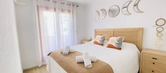 Ibizan-Style House in Benicasim · 3 minutes from the beach · Pool and parking