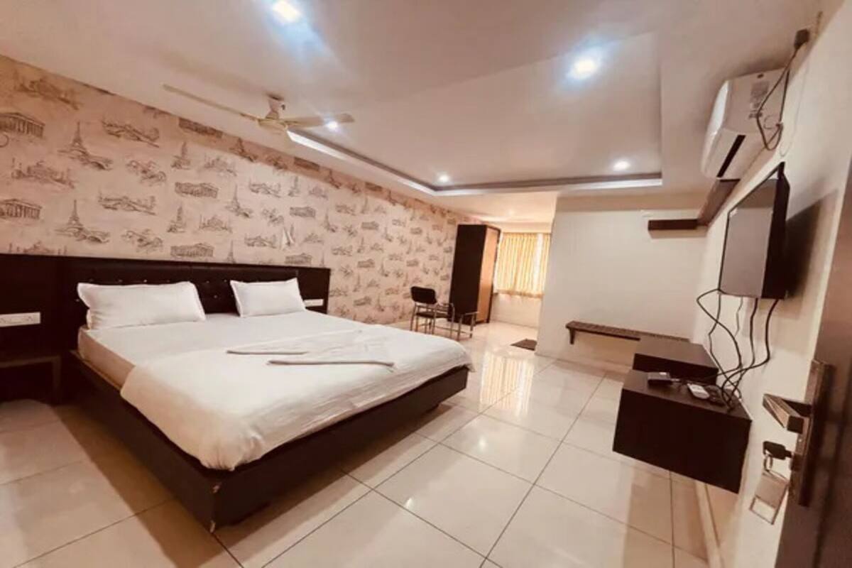 Habitación Premium | Sábanas de algodón egipcio, ropa de cama de alta calidad, caja fuerte