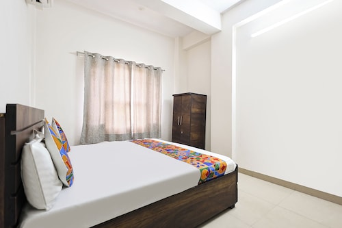 FabHotel Jk Inn